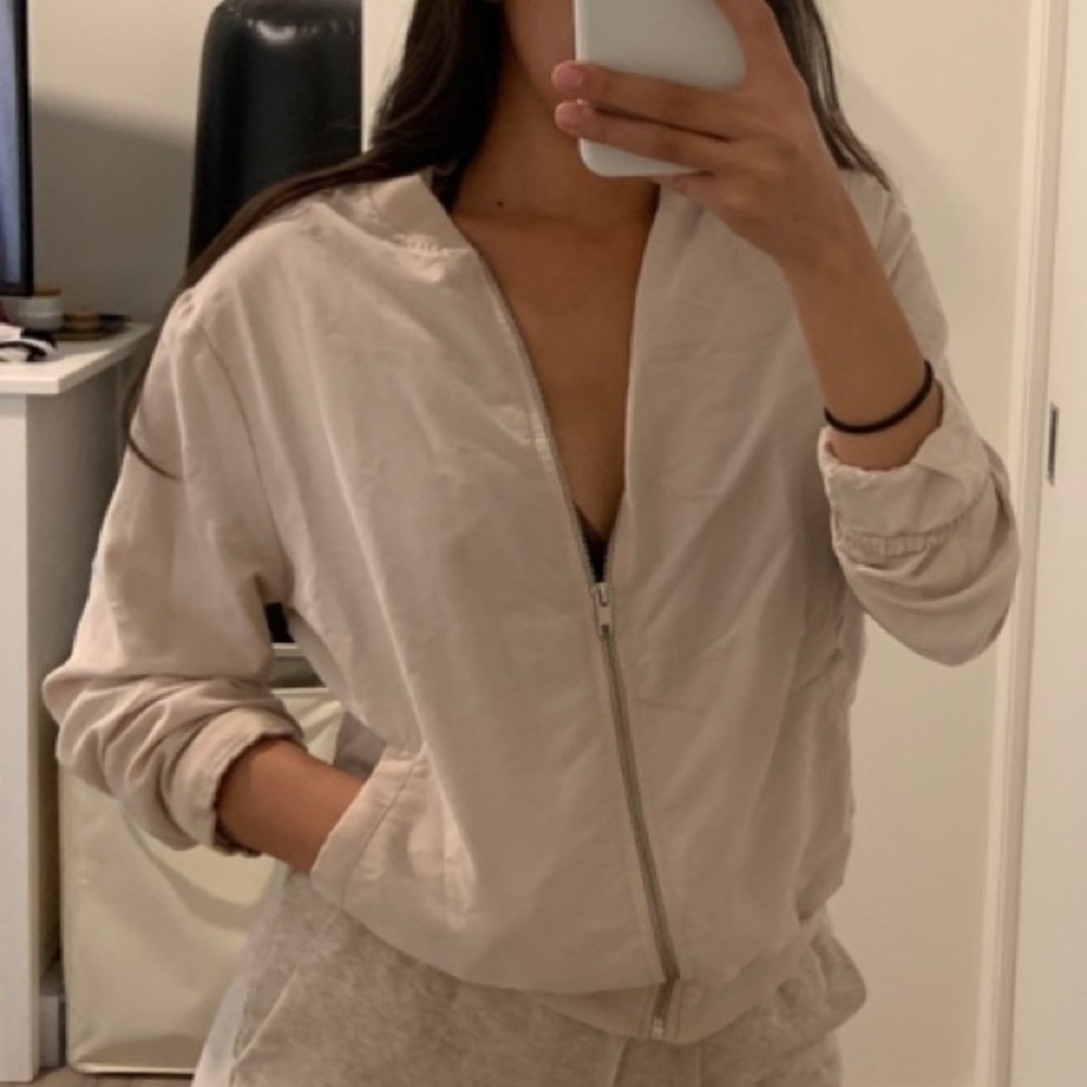 Soft zip up bomber jacket cream / beige NWT - Picture 4 of 7